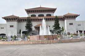 “हाजिर गरेर १५२ सांसद बाहिरिँदा बैठक स्थगित, प्रस्ताव अवरुद्ध यो पाराले देश को राजनीति राम्रो होला त ?”