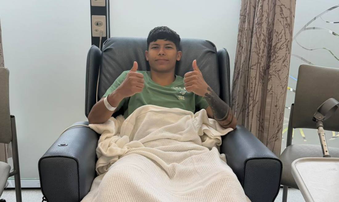 “सावित्रा भण्डारी को घुँडाको शल्यक्रिया सफल भएको छ अगाडी बढ्न सक्लिन त ?”